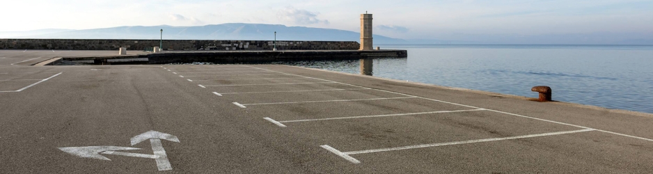 Parkplatz- / Hausausstattung